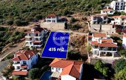 DATÇA İSKELE MAHALLESİ'NDE DENİZ MANZARALI İMARLI ARSA