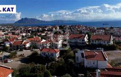 DATÇA İSKELE MAHALLESİ'NDE DENİZ MANZARALI İMARLI ARSA