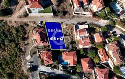 DATÇA İSKELE MAHALLESİ'NDE DENİZ MANZARALI İMARLI ARSA