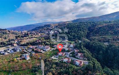 SALİHLİ BOZDAĞ ALLAHDİYEN'DE MANZARALI SİTE İÇİ HAVUZLU VİLLA