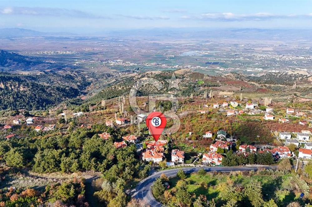 SALİHLİ BOZDAĞ ALLAHDİYEN'DE MANZARALI SİTE İÇİ HAVUZLU VİLLA