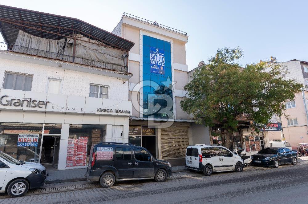 SALİHLİ KOCAÇEŞME'DE YENİ YAPILI KOMPLE SATILIK BİNA