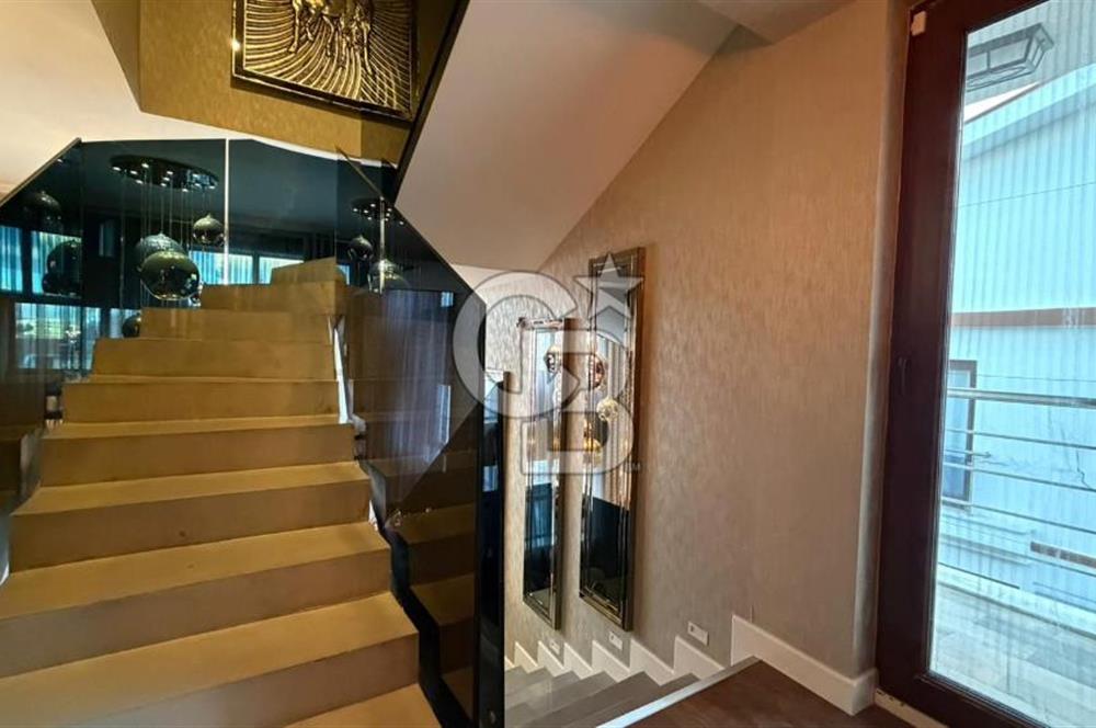 ALACAATLI DREAM PARK VİLLALARINDA MÜTHİŞ YAPILI 7+2 SATILIK