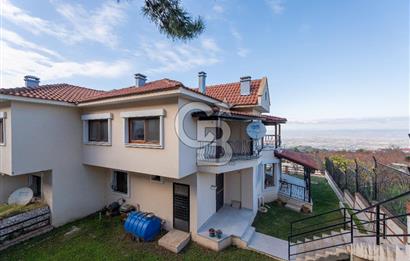 SALİHLİ BOZDAĞ ALLAHDİYEN'DE MANZARALI SİTE İÇİ HAVUZLU VİLLA