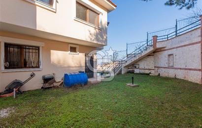 SALİHLİ BOZDAĞ ALLAHDİYEN'DE MANZARALI SİTE İÇİ HAVUZLU VİLLA