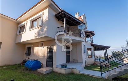 SALİHLİ BOZDAĞ ALLAHDİYEN'DE MANZARALI SİTE İÇİ HAVUZLU VİLLA