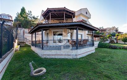 SALİHLİ BOZDAĞ ALLAHDİYEN'DE MANZARALI SİTE İÇİ HAVUZLU VİLLA