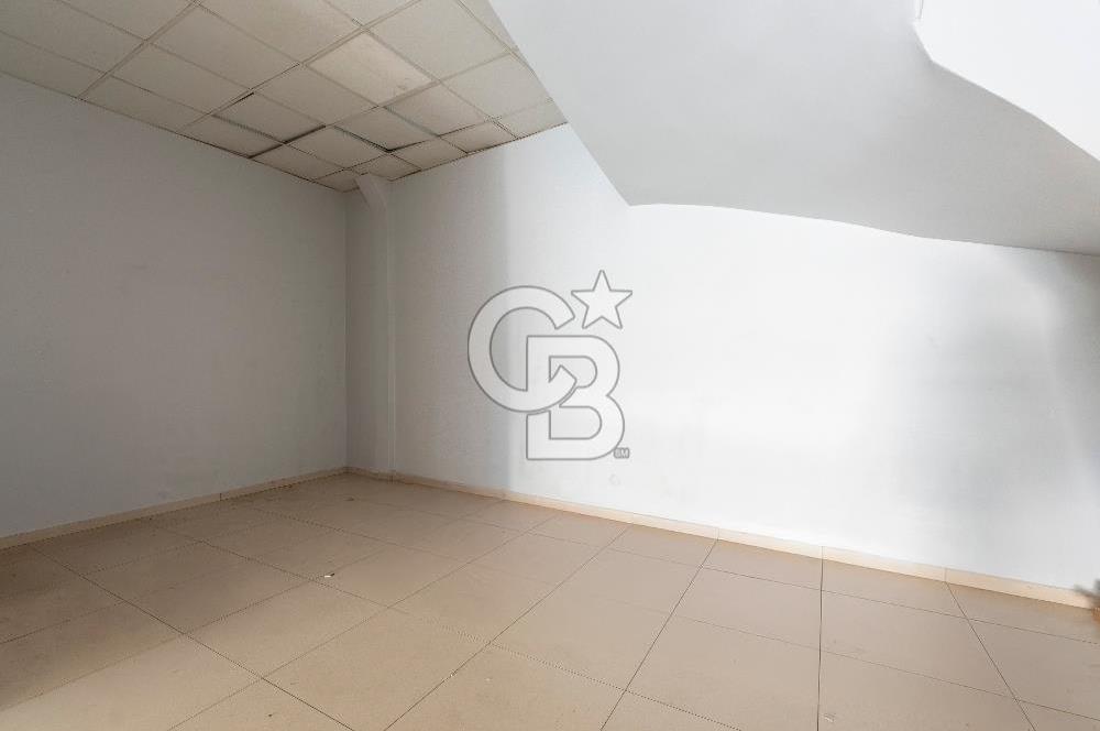 SALİHLİ KOCAÇEŞME'DE YENİ YAPILI KOMPLE SATILIK BİNA