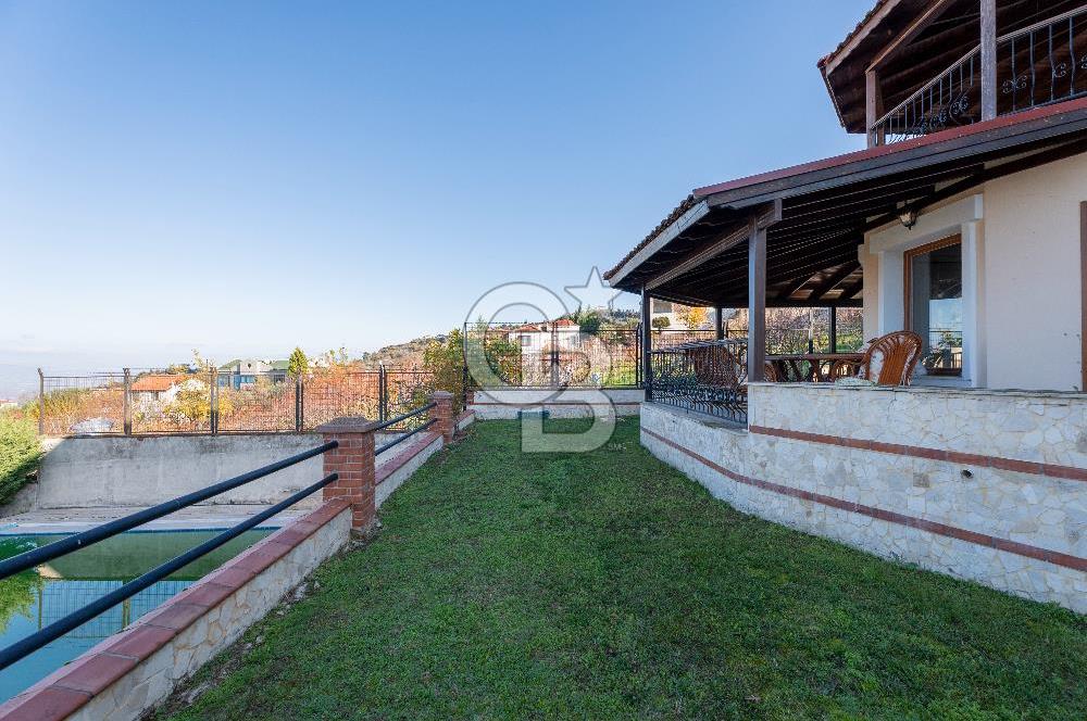 SALİHLİ BOZDAĞ ALLAHDİYEN'DE MANZARALI SİTE İÇİ HAVUZLU VİLLA