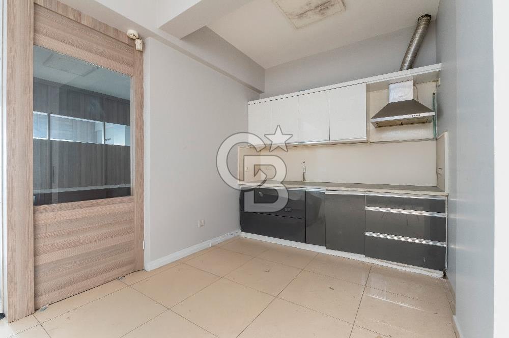 SALİHLİ KOCAÇEŞME'DE YENİ YAPILI KOMPLE SATILIK BİNA