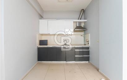 SALİHLİ KOCAÇEŞME'DE YENİ YAPILI KOMPLE SATILIK BİNA