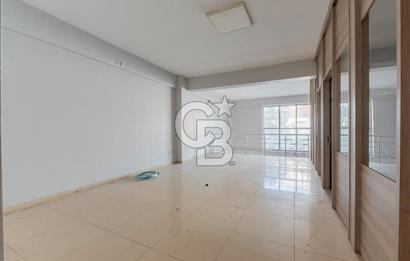 SALİHLİ KOCAÇEŞME'DE YENİ YAPILI KOMPLE SATILIK BİNA