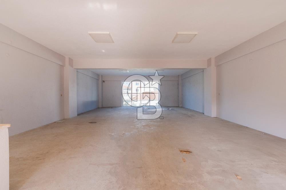 SALİHLİ KOCAÇEŞME'DE YENİ YAPILI KOMPLE SATILIK BİNA