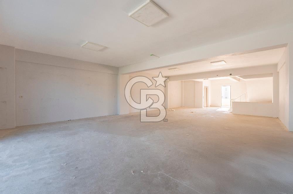 SALİHLİ KOCAÇEŞME'DE YENİ YAPILI KOMPLE SATILIK BİNA