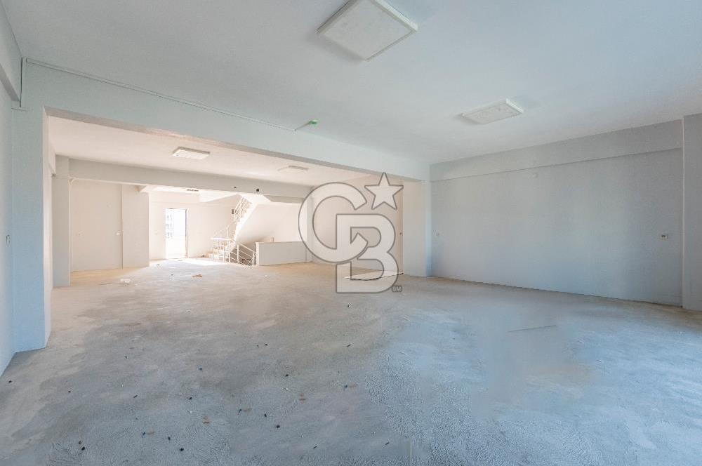 SALİHLİ KOCAÇEŞME'DE YENİ YAPILI KOMPLE SATILIK BİNA