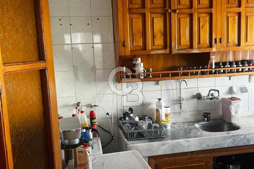 Urla Altıntaş Mahallesinde Komple Satılık Bina