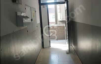 Arnavutköy Belediye binasına yakın satılık bahçe katı