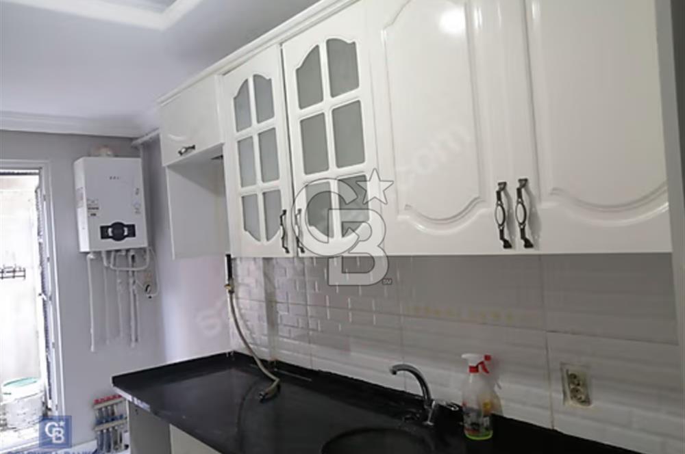 Arnavutköy Belediye binasına yakın satılık bahçe katı