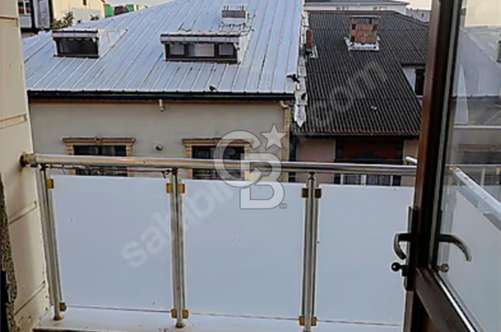 Arnavutköy Belediye Karşısı Satılık 3+2 Dubleks