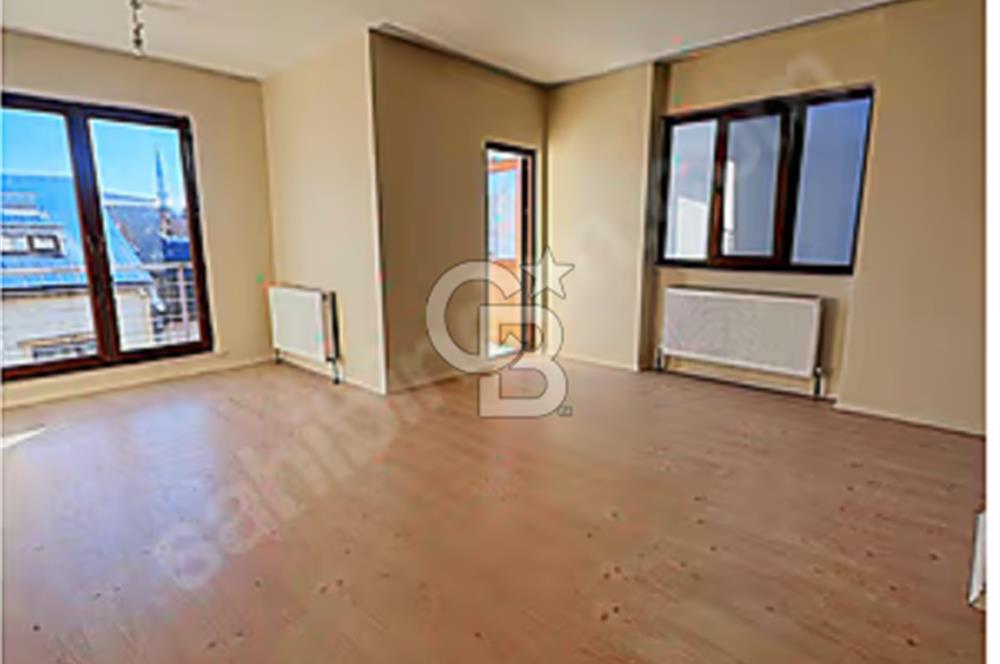 Arnavutköy Belediye Karşısı Satılık 3+2 Dubleks