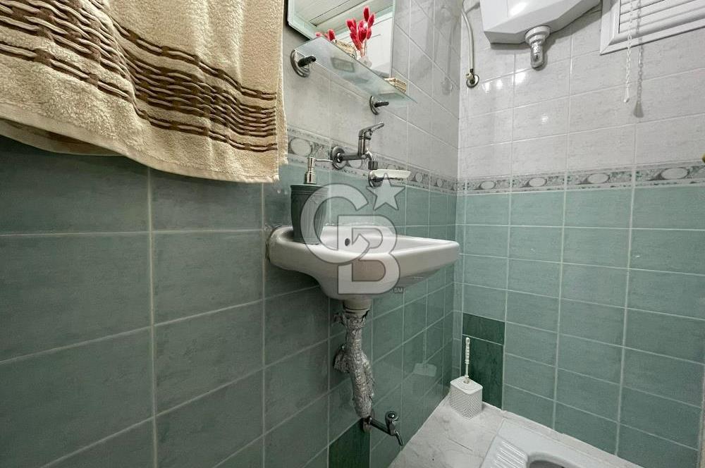 Huzurevleri Ali Öz Camii Yanı  3+1  175 m² SATILIK DAİRE