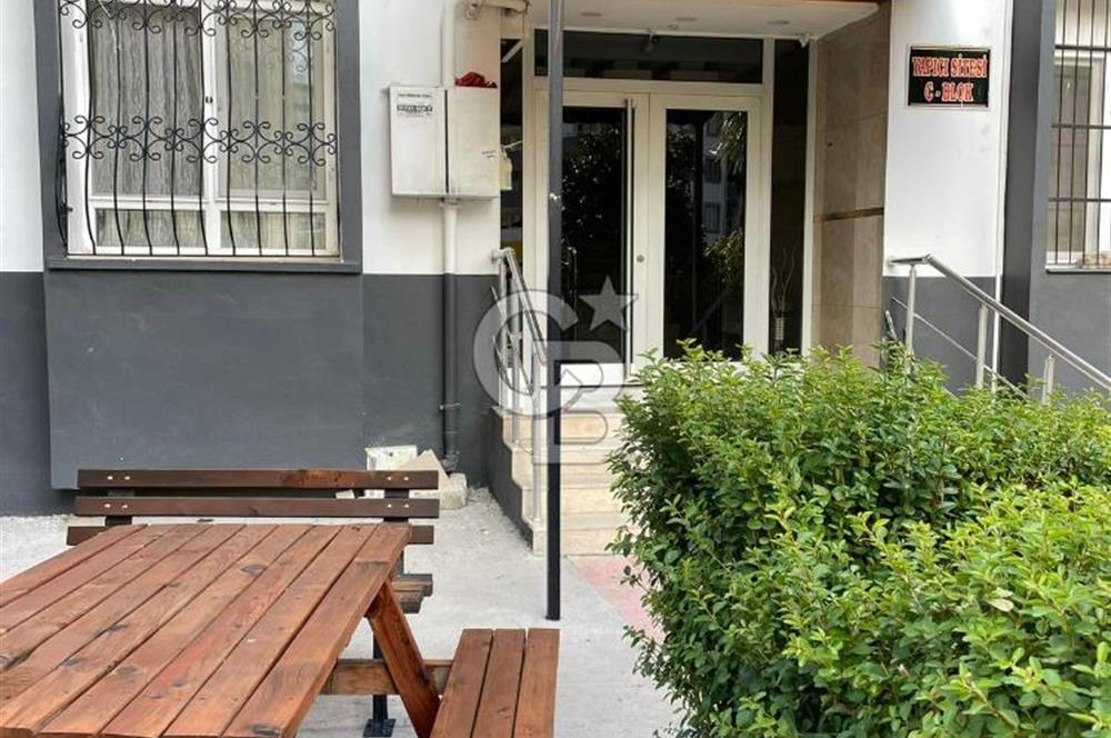Huzurevleri Ali Öz Camii Yanı  3+1  175 m² SATILIK DAİRE