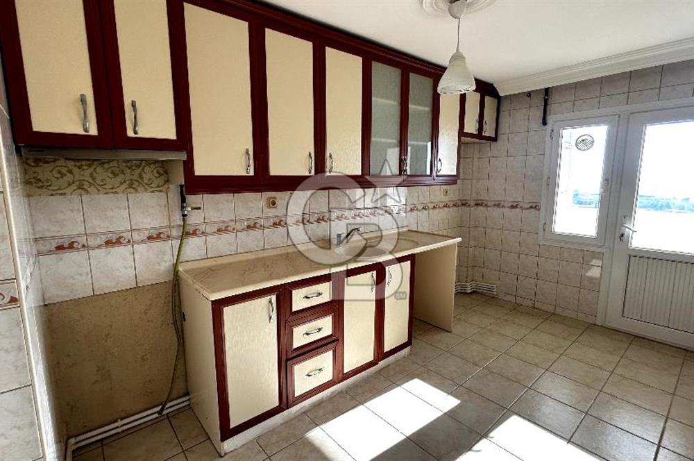 Evka 3 Mahallesi’nde Orman Manzaralı Kiralık 3+1 Daire