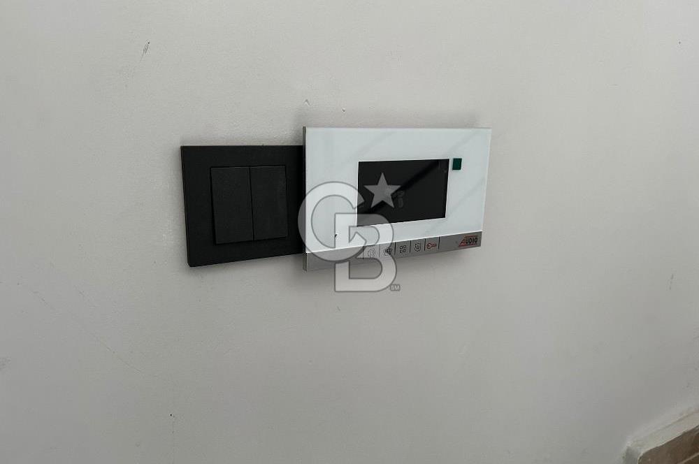 Manisa Üçpınarda Şehir Manzaralı Müstakil Havuzlu 4+2 İkiz Villa