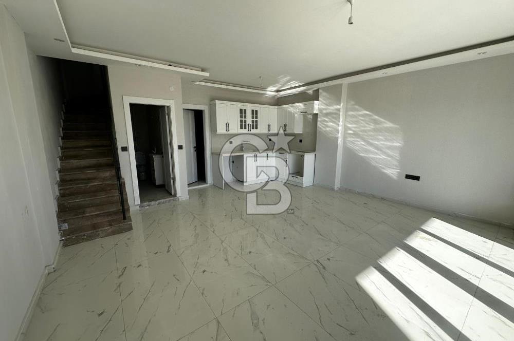 Manisa Üçpınarda Şehir Manzaralı Müstakil Havuzlu 4+2 İkiz Villa