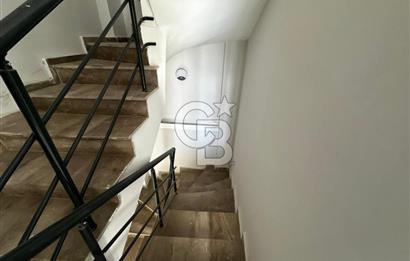 Manisa Üçpınarda Şehir Manzaralı Müstakil Havuzlu 4+2 İkiz Villa