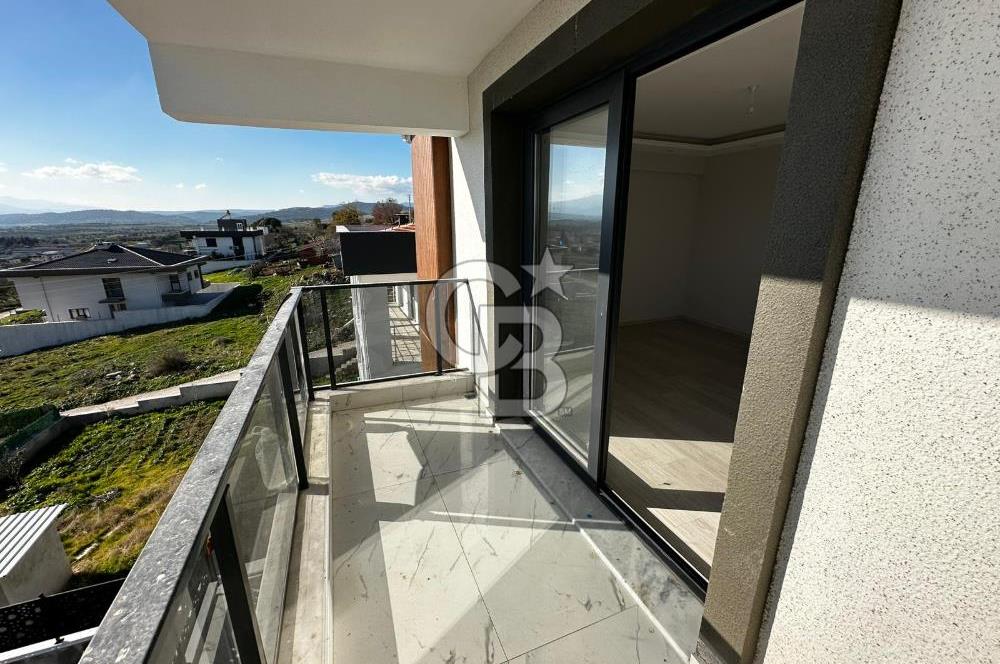 Manisa Üçpınarda Şehir Manzaralı Müstakil Havuzlu 4+2 İkiz Villa