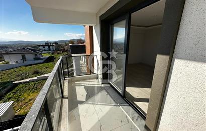 Manisa Üçpınarda Şehir Manzaralı Müstakil Havuzlu 4+2 İkiz Villa