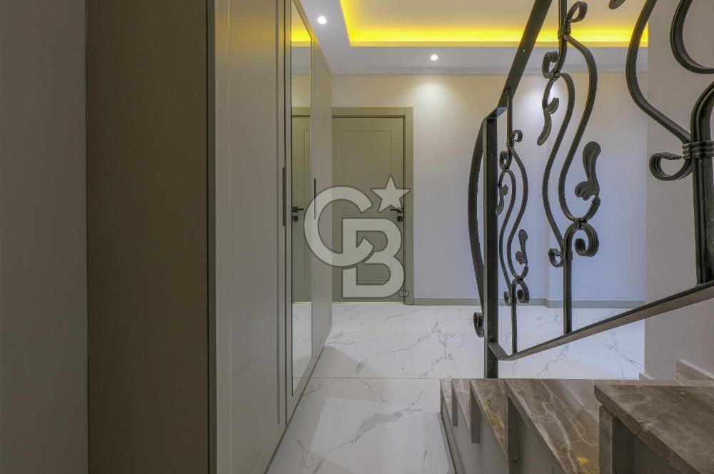 Manisa Bağyolu'nda Site İçinde Müstakil Havuzlu Villa