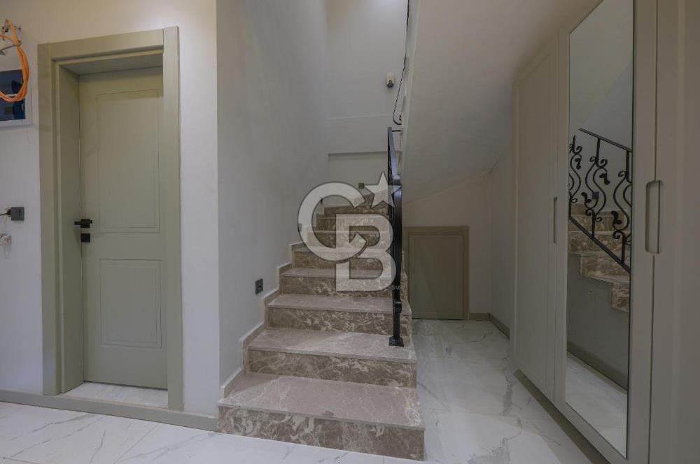 Manisa Bağyolu'nda Site İçinde Müstakil Havuzlu Villa