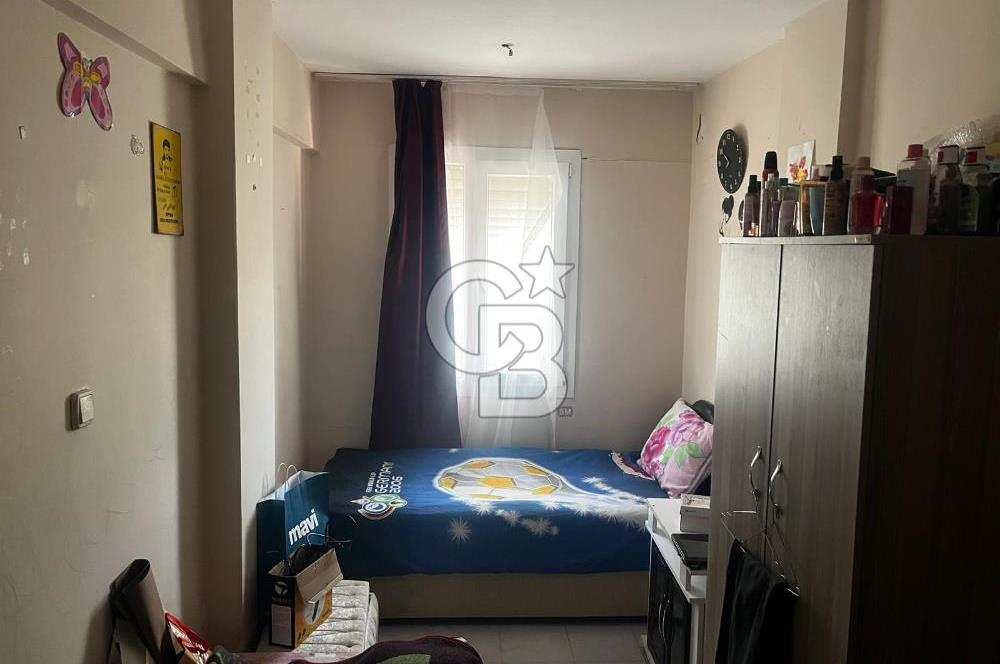 Urla Altıntaş Mahallesinde Komple Satılık Bina