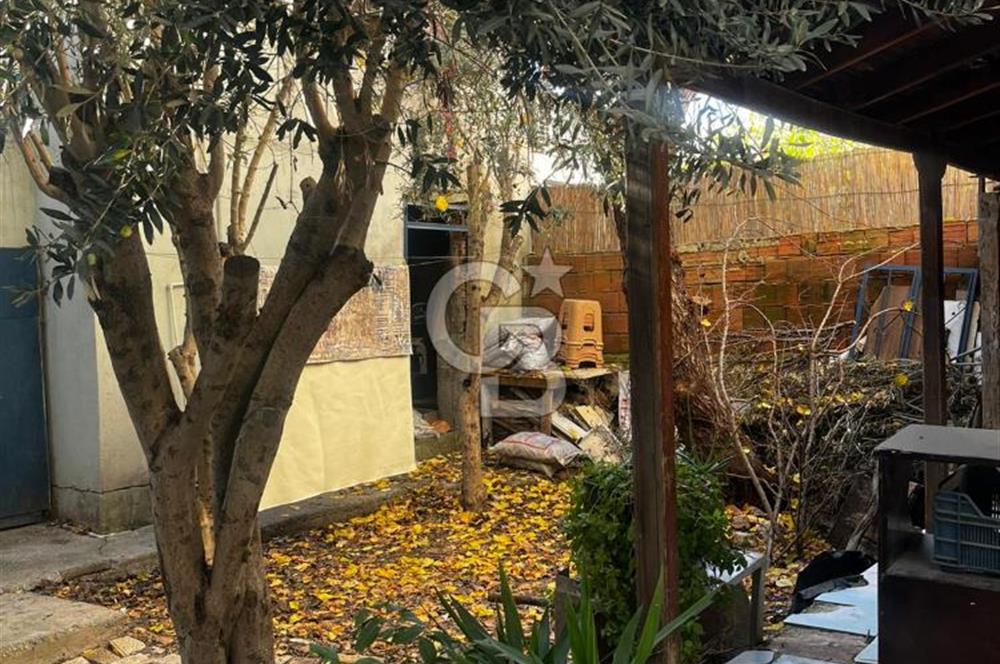 Urla Altıntaş Mahallesinde Komple Satılık Bina