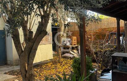 Urla Altıntaş Mahallesinde Komple Satılık Bina