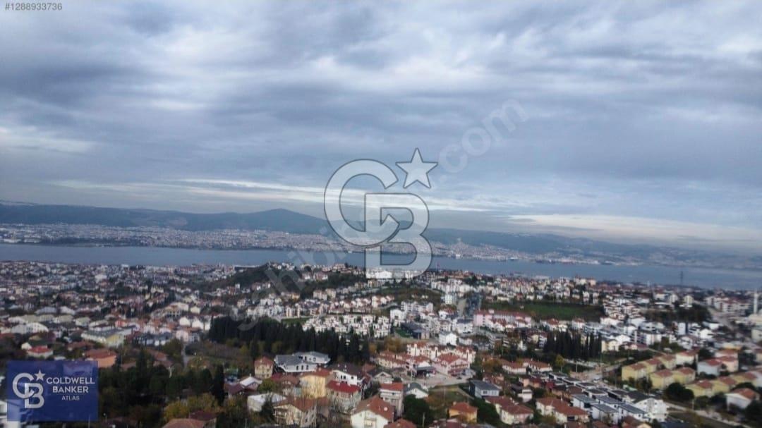 Gölcükte Nadir Fırsat: Deniz Manzaralı Kat Karşılığı Arsa 