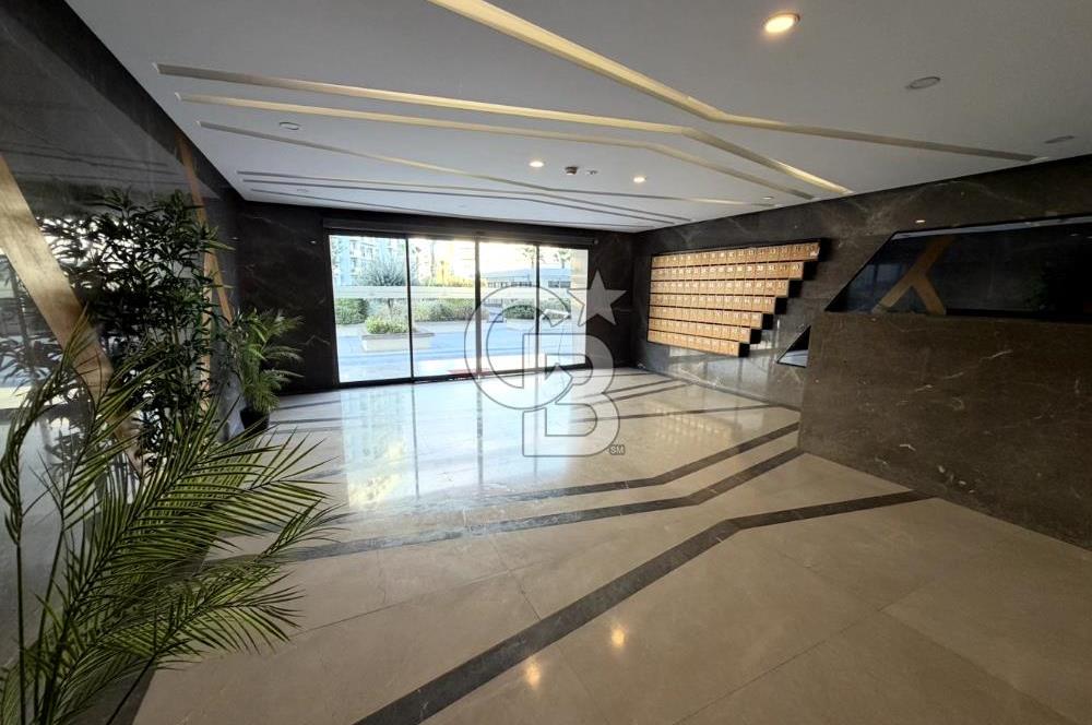 Çiğli Uğur Mumcu Marka 333 Balkonlu Satılık 1+1  Daire