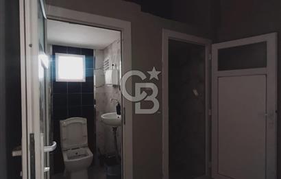 Yeşilyurt Cadde Üzeri 165 m2 Dükkan Çift Wc 