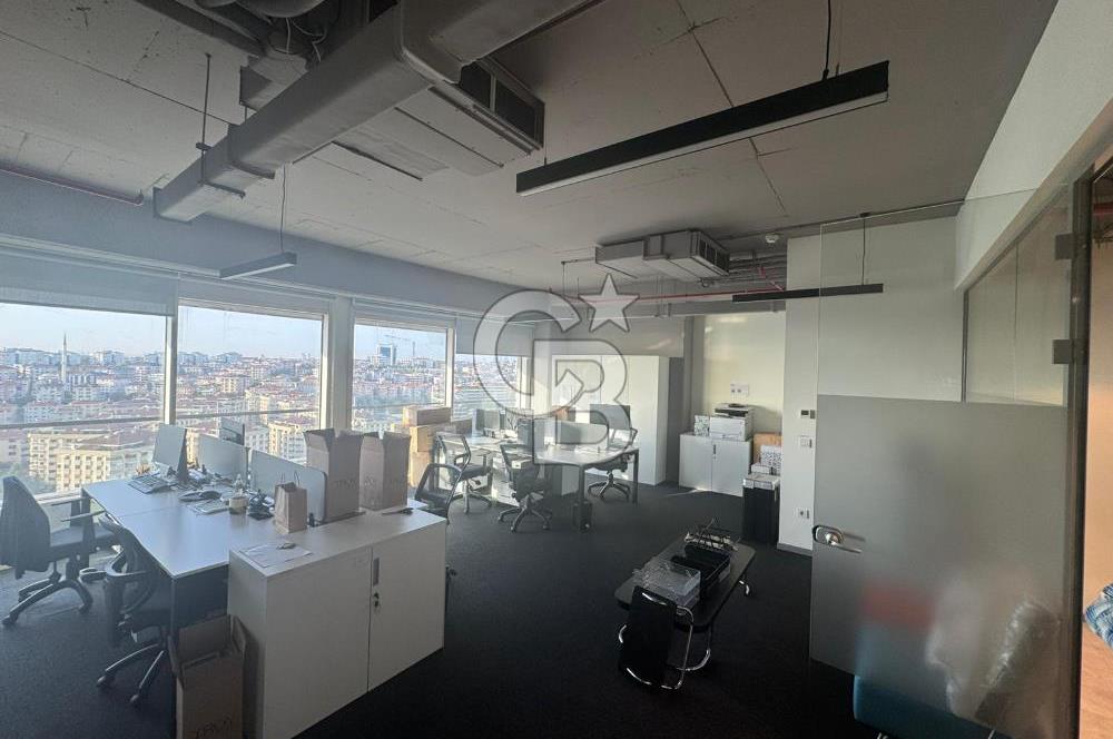 NEO'dan Acıbadem Akasya'da 100 m2'lik Hazır Ofis