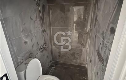 İstiklal Cad. Üzeri | Sıfır | 3+1 | Çift Banyolu | 160 m² Ortak Teras | Otoparklı