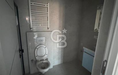 İstiklal Cad. Üzeri | Sıfır | 3+1 | Çift Banyolu | 160 m² Ortak Teras | Otoparklı