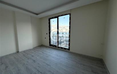 DİKİLİ ÇANDARLI'DA DENİZ MANZARALI MÜSTAKİL HAVUZLU TRİPLEKS VİLLA 