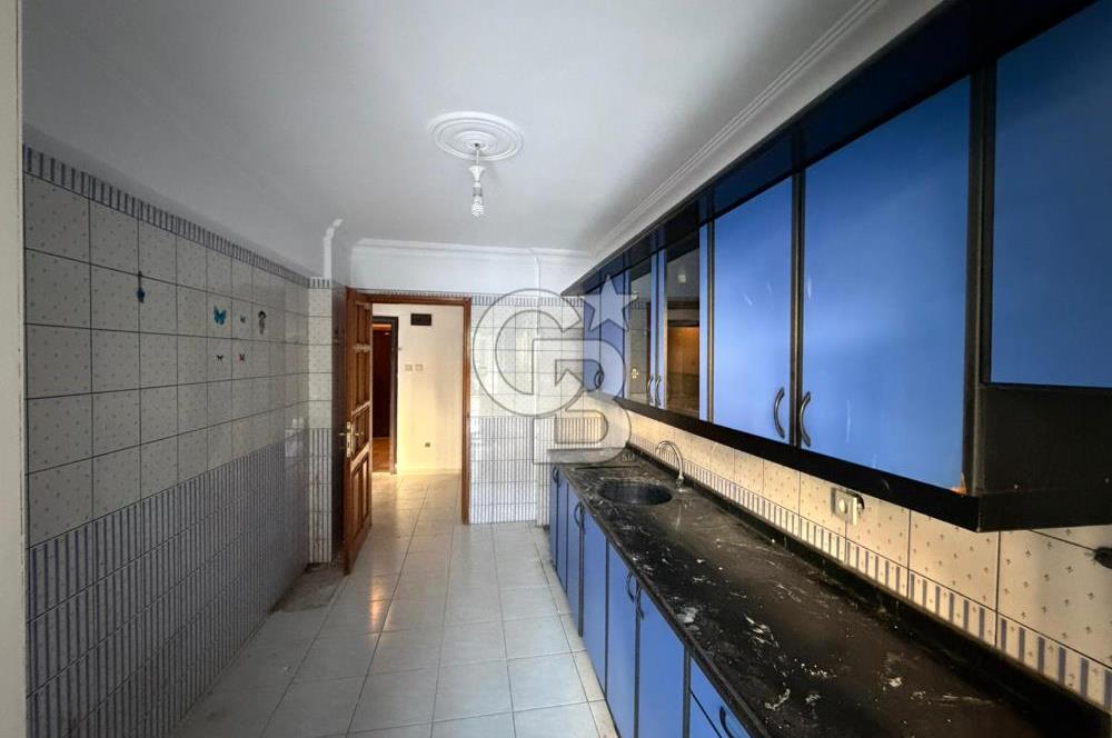 AYVALIK PAZAR YERİ YAKINI 2+1 BAHÇE KULLANIMLI SATILIK DAİRE