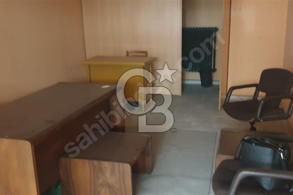 YEDPA C CADDESİ ÜZERİNDE 25 M2 CAMLI ÜST KAT DÜKKAN&OFİS