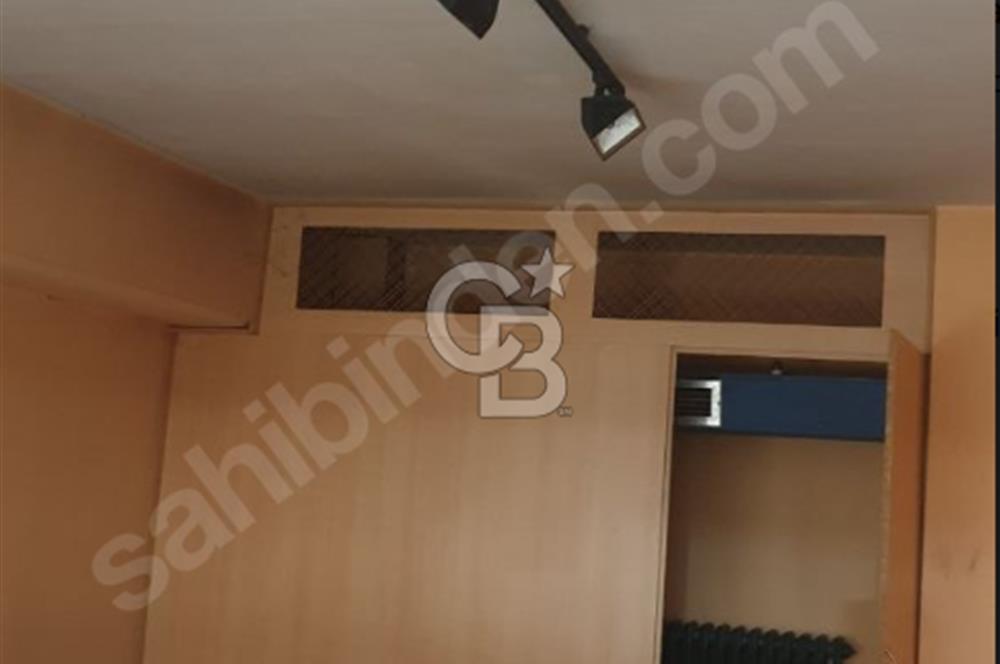 YEDPA C CADDESİ ÜZERİNDE 25 M2 CAMLI ÜST KAT DÜKKAN&OFİS