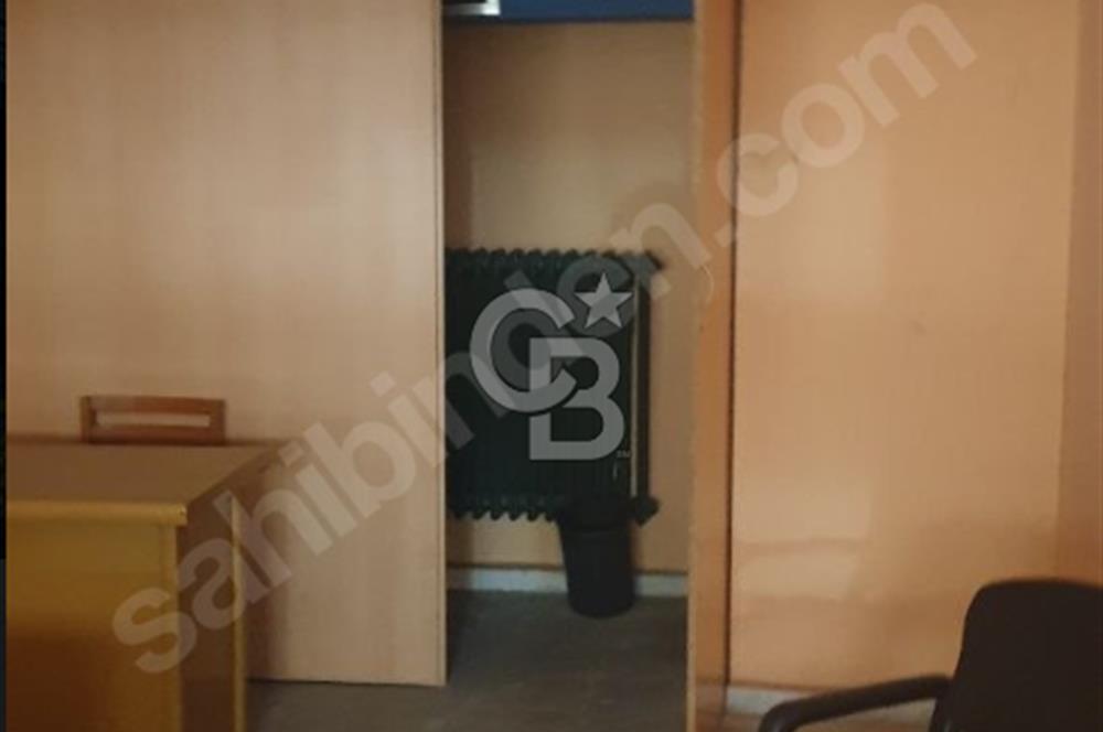 YEDPA C CADDESİ ÜZERİNDE 25 M2 CAMLI ÜST KAT DÜKKAN&OFİS