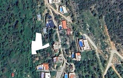 Antalya kaş üzümlü’de 693 m2 Bağ ve Sebze Bahçe