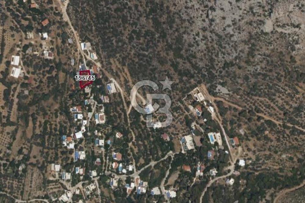 Antalya Kaş üzümlüde 693 m2 bağ ve sebze bahçesi